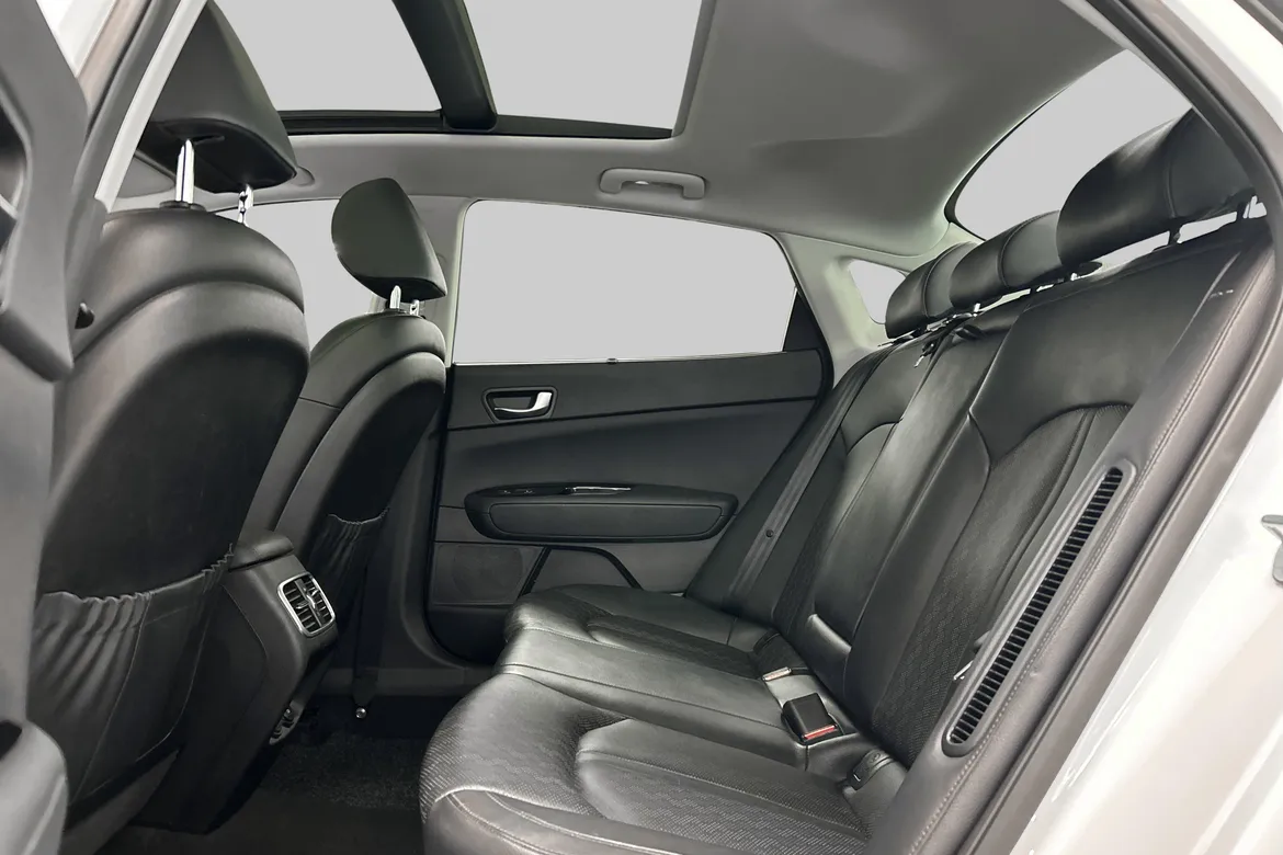 picture of a car