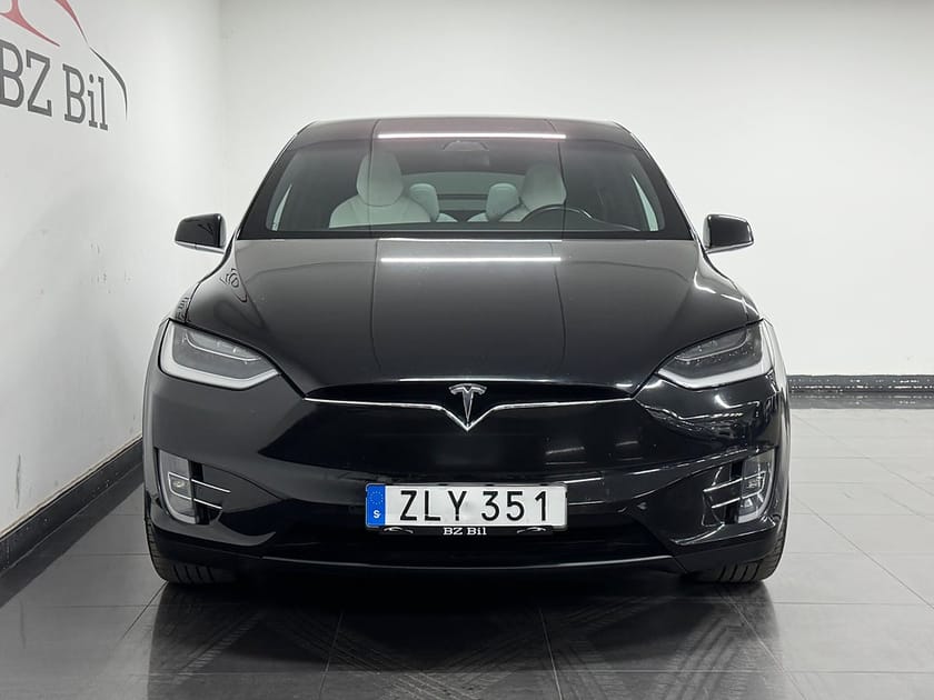 Bild 4 av Tesla Model X 100D AWD Long Range 525hk 6 Sits Drag
