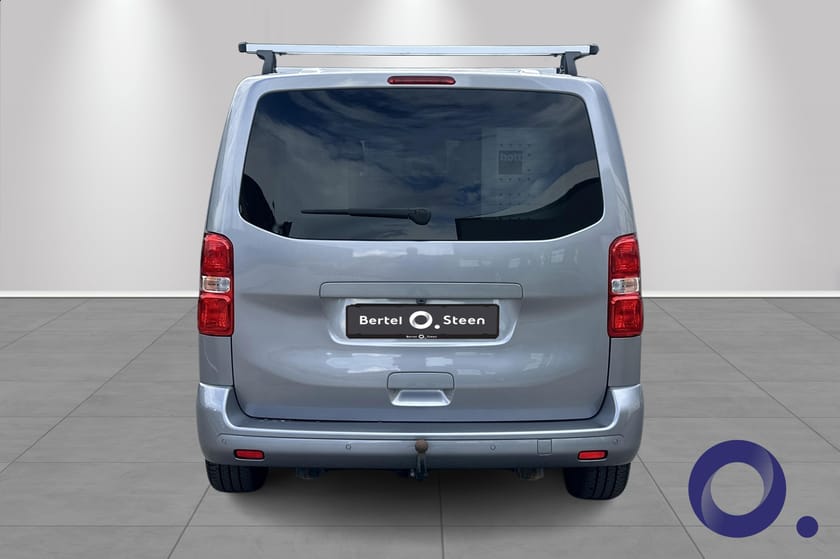 Bilde 4 av Peugeot e-Expert Mester L2 75 kWh, Cruise,Hengerf,Fint utstyrt!