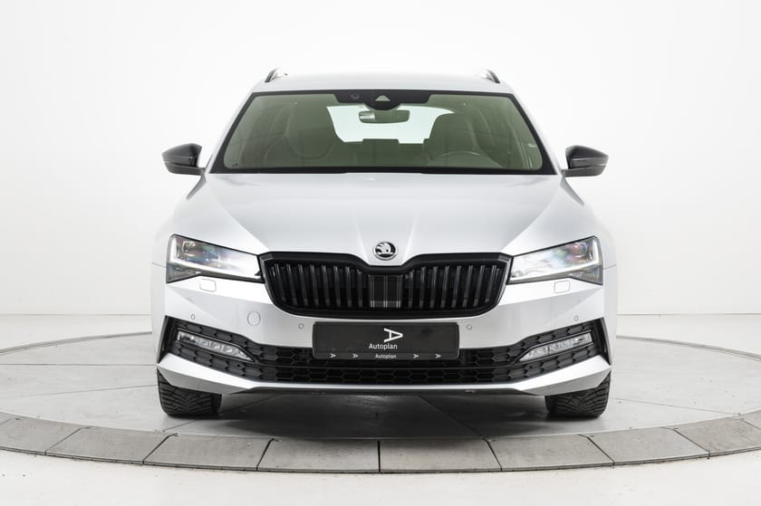 Bilde 3 av Škoda Superb Stasjonsvogn 2,0 TDI 200hk SportLine 4x4 ACC/Krok/Kamera/Webasto