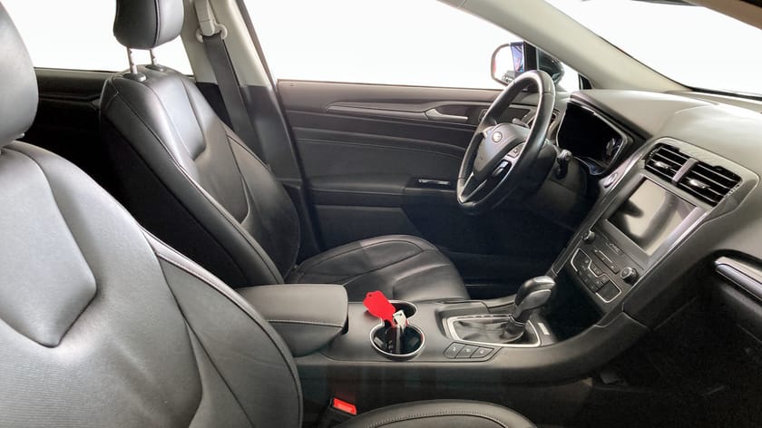 Bild 3 av Ford Mondeo Kombi Hybrid 2.0 187hk Titanium 3,95% ränta!