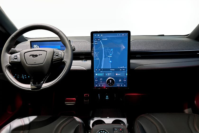 Bild 4 av Ford Mustang Mach-E Long Range RWD 0,95% Räntekampanj