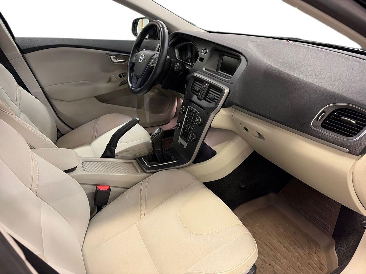 Volvo V40 2015 - miniatyr 6