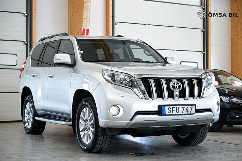 Bild 5 av Toyota Land Cruiser 2.8 D-4D 4WD 7-Sits Drag 177hk