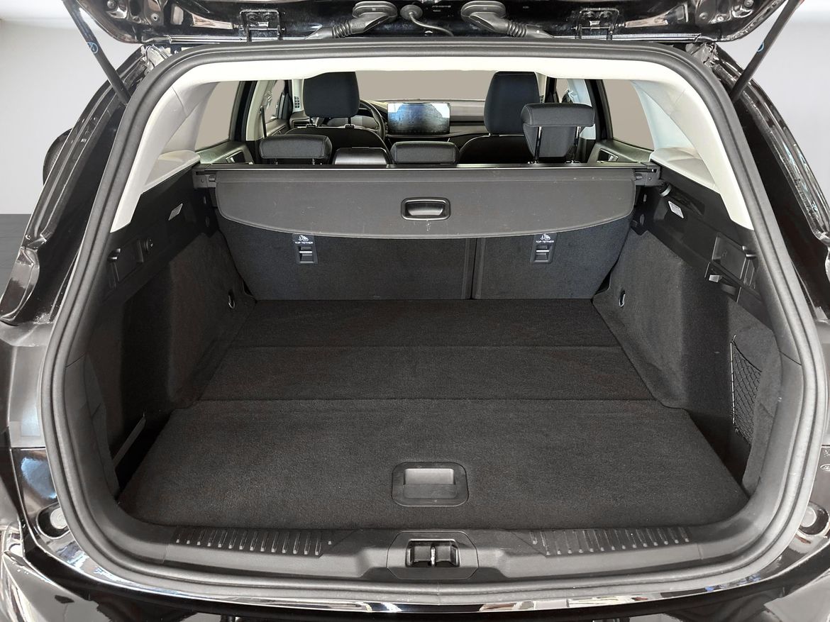 Ford Focus 2024 - miniatyr 10