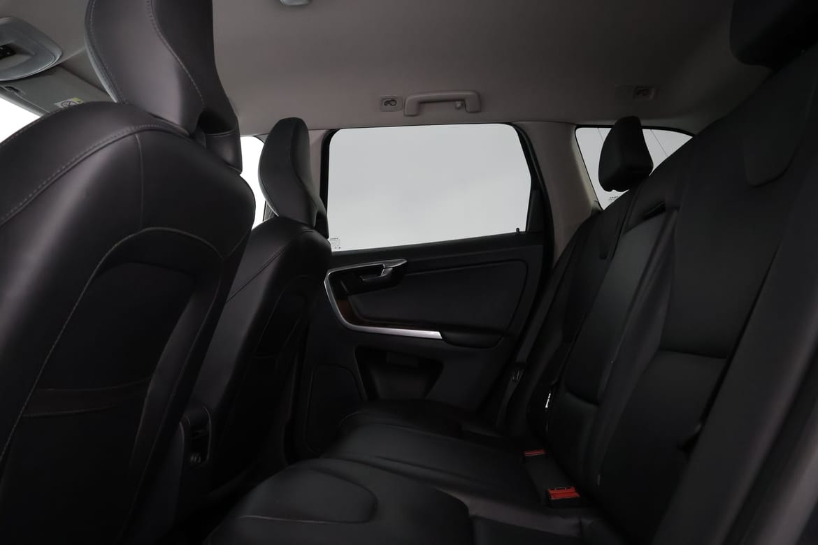 Volvo XC60 2017 - miniatyr 10