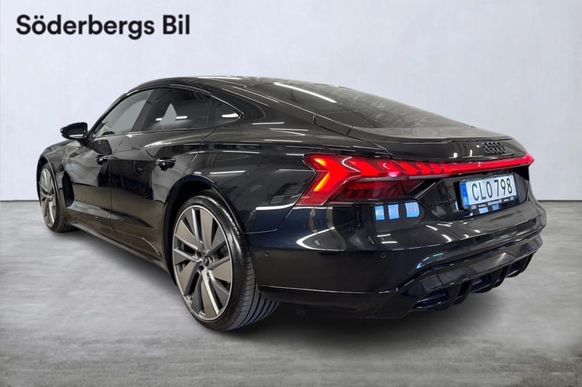 Bild 2 av Audi e-tron GT quattro Dynamikpaket / Kolfibertak / Matrix