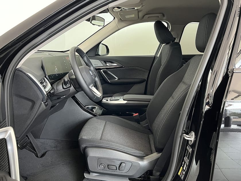 Bild 5 av BMW iX1 xDrive30 H/K Drag Park Assist ToandeRutor