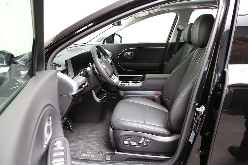 Bild 4 av Hyundai Ioniq 9 Performance AWD Calligraphy Line 110,3kWh-600km I