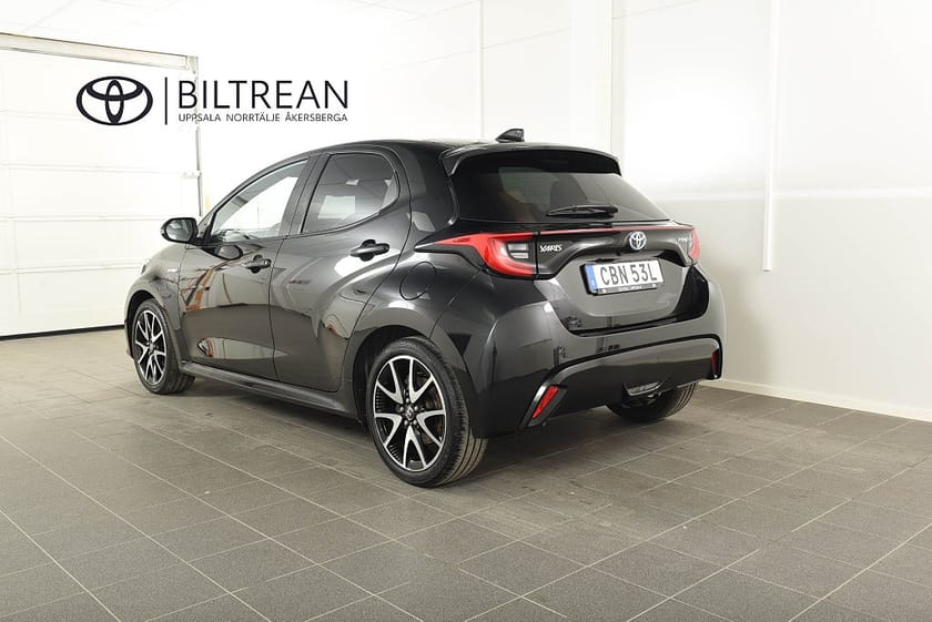 Bild 3 av Toyota Yaris Hybrid 1,5 Elhybrid Style Panorama JBL