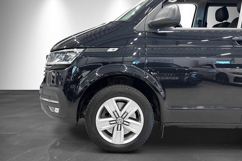 Bild 2 av Volkswagen Transporter Kombi 2.0 TDI 4Motion Diffspärr Skinn Moms Nyservad