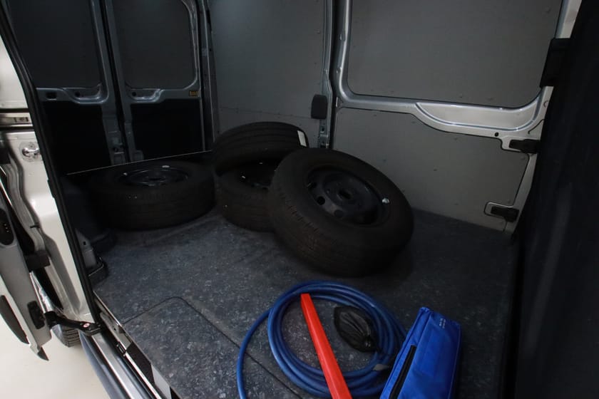 Bilde 5 av Ford E-Transit 425 L2/H2 68 kWt Trend Kl. B/Bakløfter
