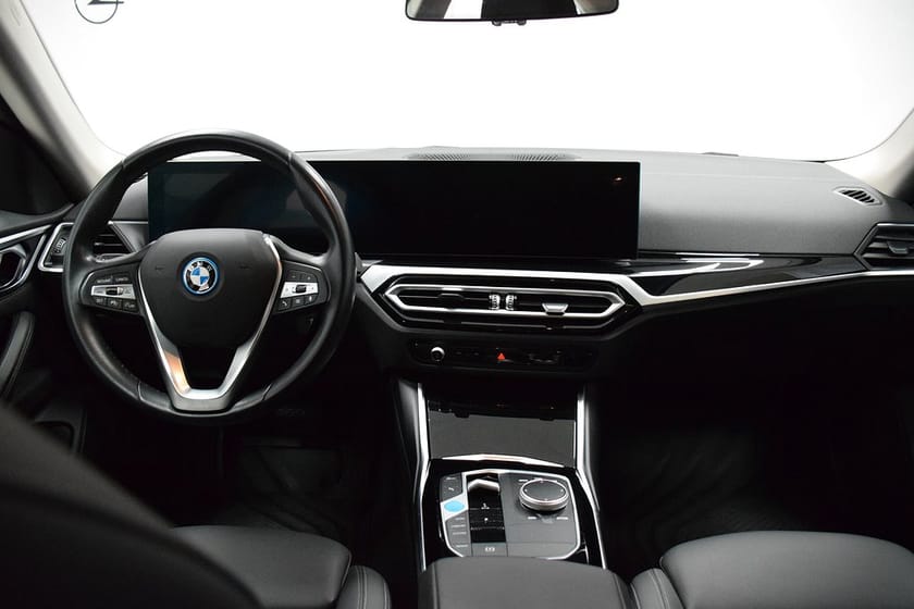 Bild 5 av BMW i4 eDrive40 Gran Coupé Adaptiv Farth. | Glastak | Dragk | El-stolar