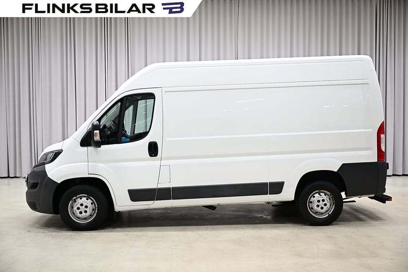 Bild 1 av Peugeot Boxer Van 131HK Servicebil|V-Inredd|Drag||Värmare|EnÄgare|SeUtr!