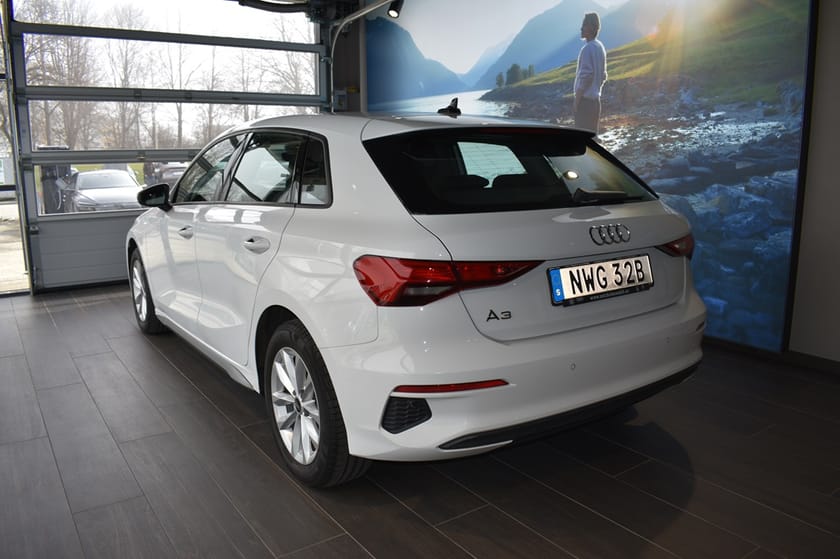 Bild 2 av Audi A3 Sportback 35 TFSI 150 HK PROLINE