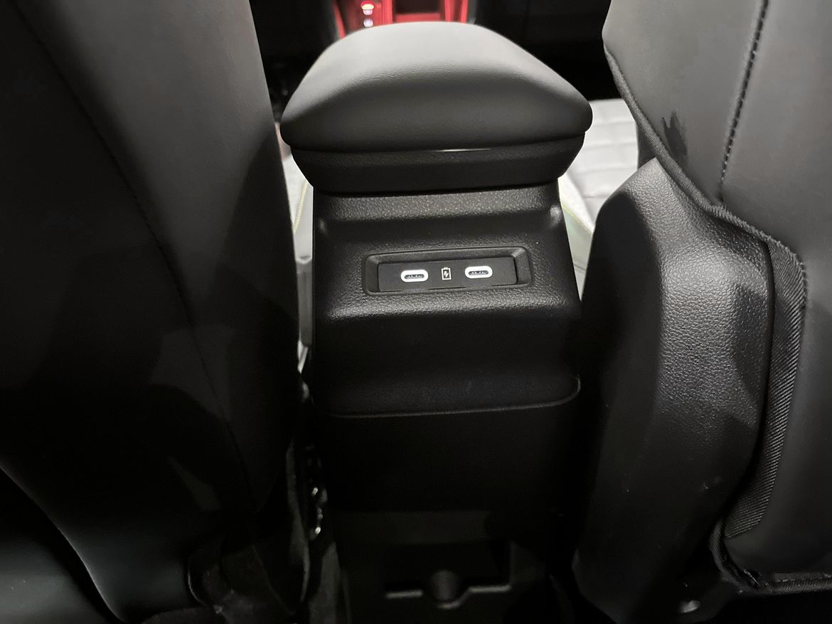 Renault 4 E-Tech 2025 - miniatyr 7