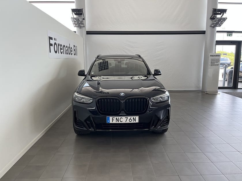 Bild 2 av BMW X3 xDrive30e M Sport HiFi Rattvärme Drag Park Assist