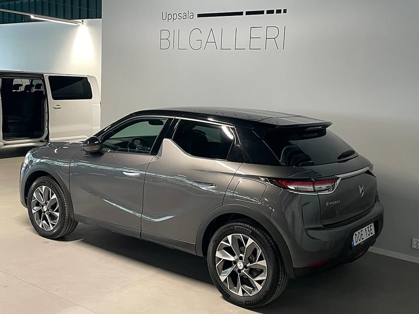 Bild 3 av DS 3 Crossback E-TENSE Exclusive 50kWh Back kamera KAMPANJ