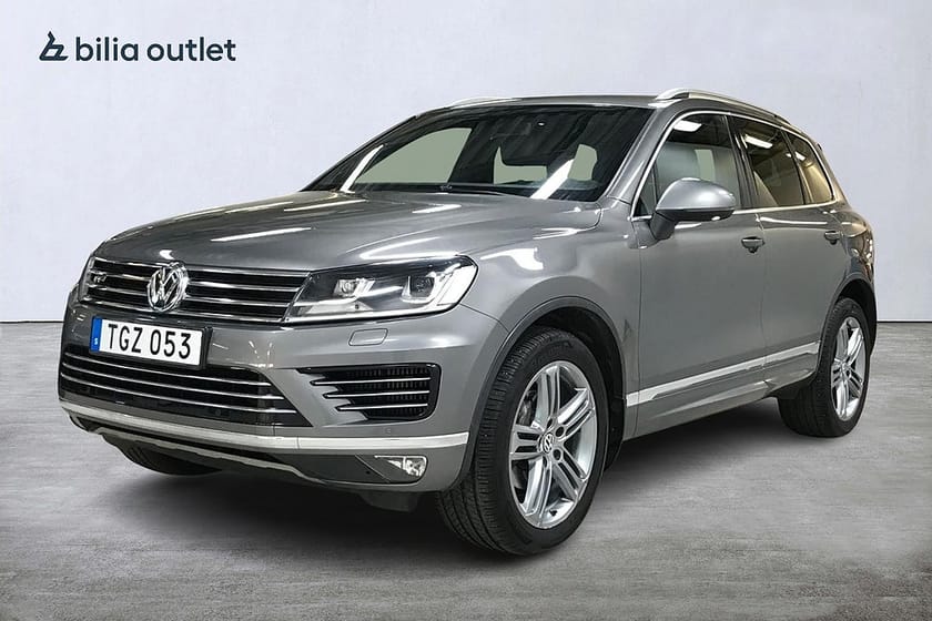 Bild 1 av Volkswagen Touareg 3.0 V6 TDI 4Motion R-Line 262hk Navi Drag Backkamera