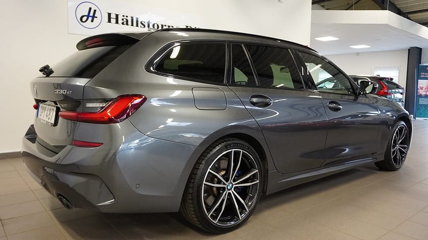 Bild 4 av BMW 330e Touring M Sport AUTO/BACKKAMERA/292HK/