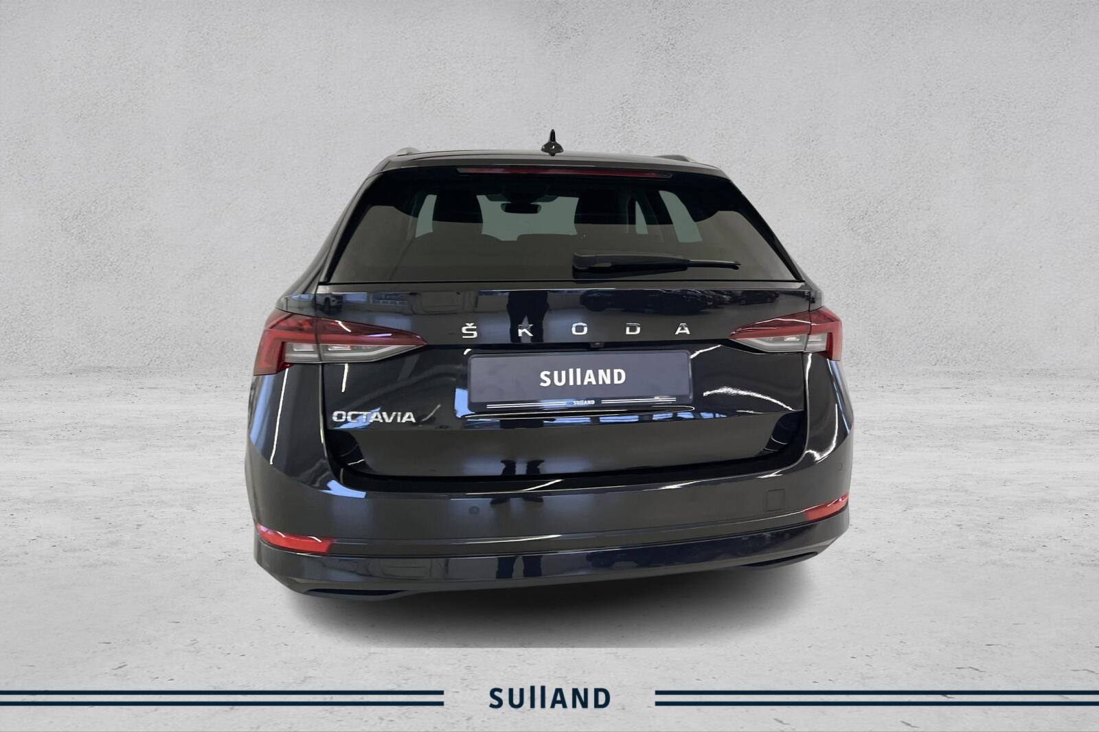 Thumnail bilde 3 av Škoda Octavia Stasjonsvogn