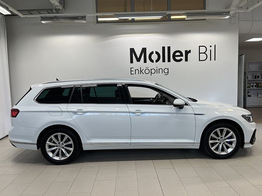 Bild 3 av Volkswagen Passat Sportscombi GTE 1.4 TSI 218hk Drag Värmare Navi