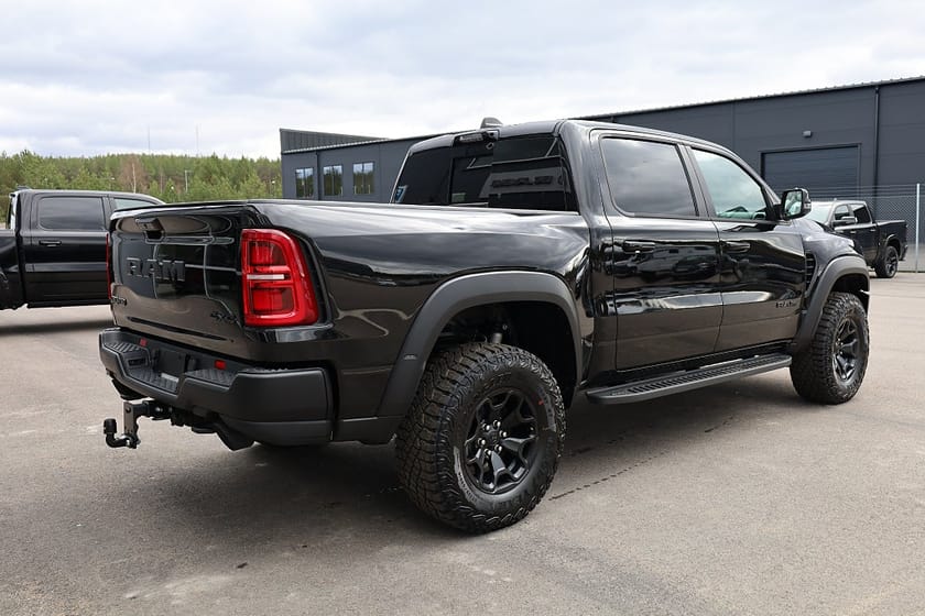 Bild 5 av RAM 1500 RHO Dodge 3.0 Hurricane 540hk *OMG LEV*