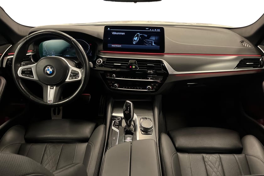 Bild 2 av BMW 520d xDrive Touring BiliaDays26|M Sport|Värmare|Drag|M sport|Rattvärme