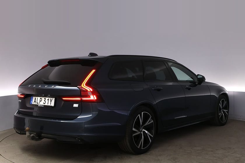 Bild 5 av Volvo V90 Recharge T8 AWD R-Design Elstolar Kamera Drag HK