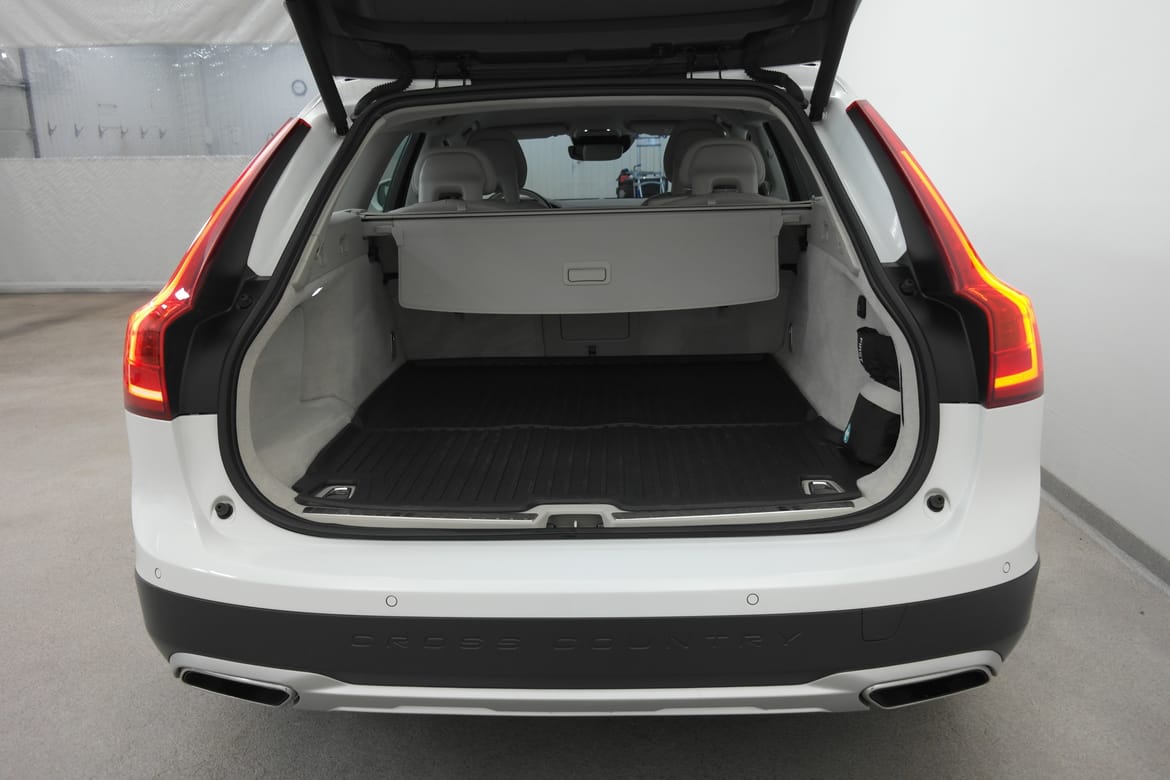 Volvo V90 2017 - miniatyr 18