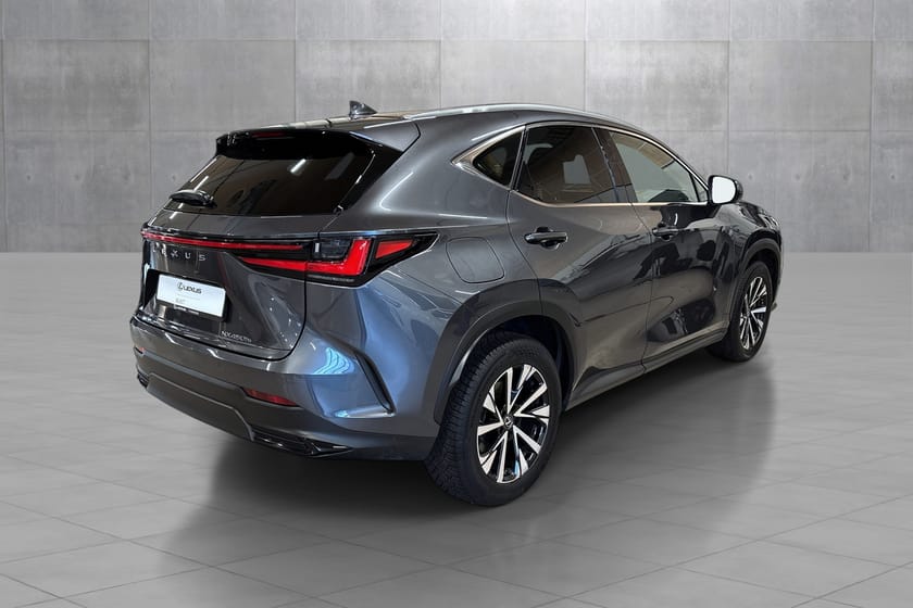 Bilde 5 av Lexus NX 450h+ 2.5 Bensin PHV Automat (E-CVT) 4WD Executive Tech