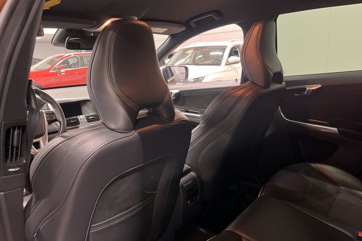 Volvo XC60 2017 - miniatyr 8