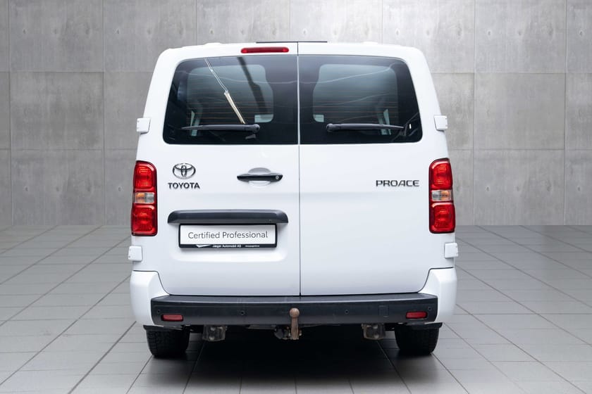 Bilde 4 av Toyota Proace 2,0 D 144 Comfort Black Pack L2H1 SHB aut