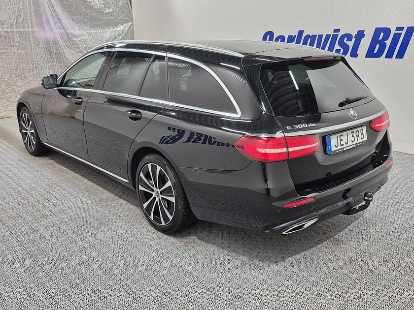Bild 3 av Mercedes-Benz E 300 de T PLUG-IN KOMBI Plug in 306HK SE-Edition