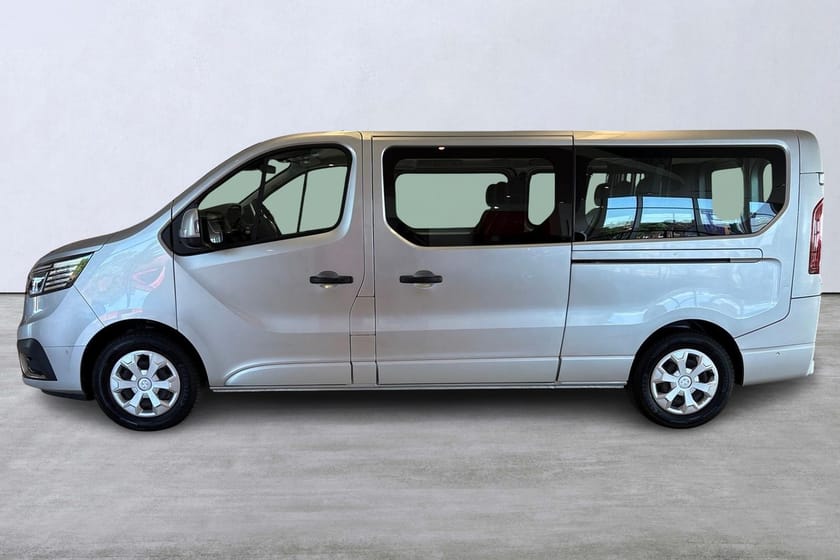 Bild 2 av Renault Trafic Passenger L2 Passeng PhII dCi 150 L2H1 A