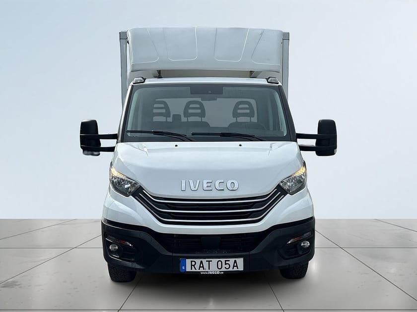 Bild 2 av Iveco Daily 35-140 Chassi Cab 2.3 Aut MOMS/Lift/Dvärm/SoV/Kamera