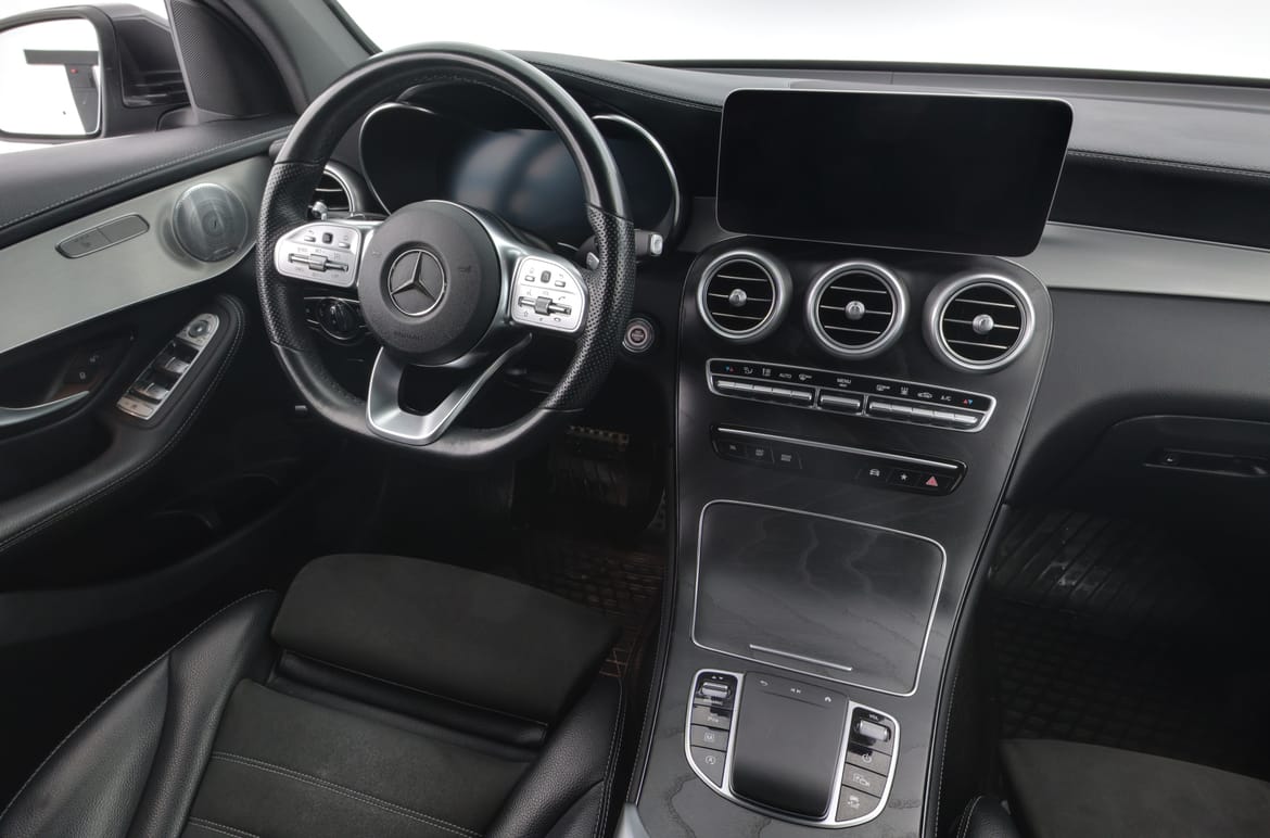 Mercedes-Benz GLC 2020 - miniatyr 8