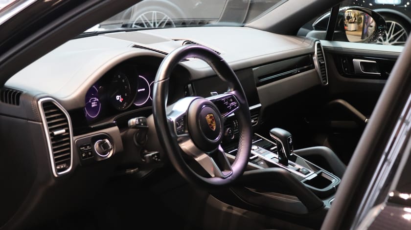 Bild 3 av Porsche Cayenne Coupé E-Hybrid 