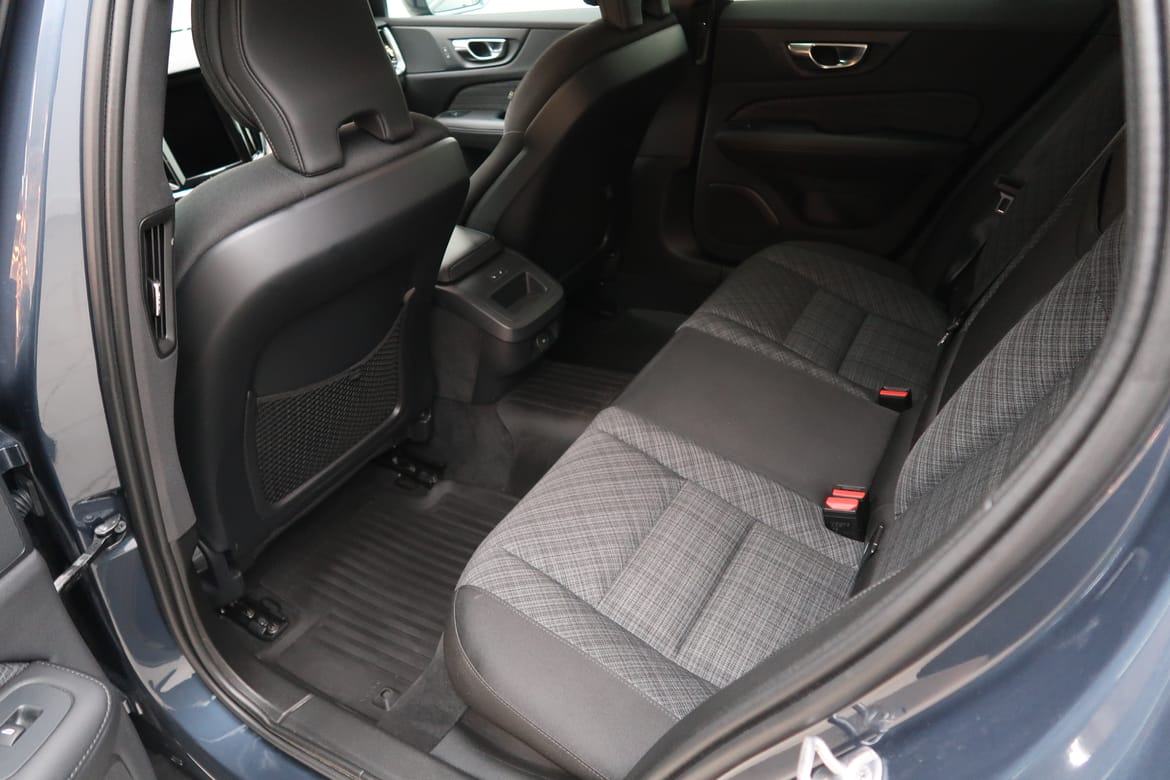 Volvo V60 2024 - miniatyr 5