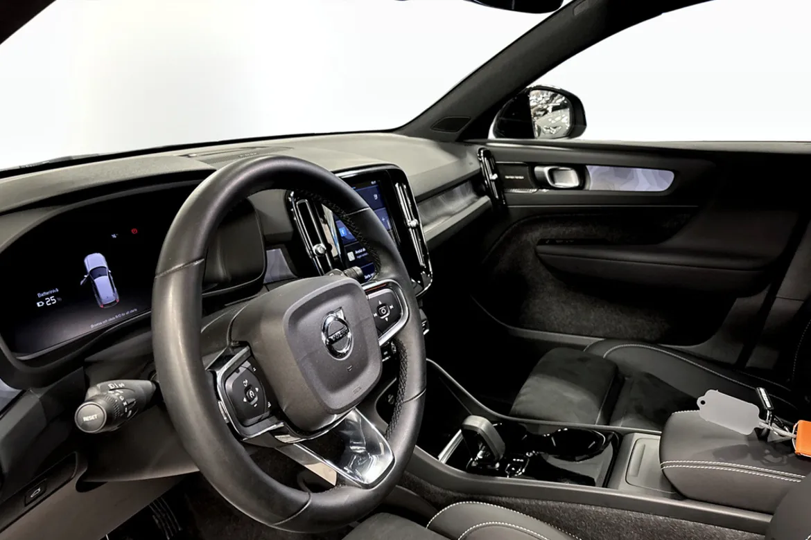 Volvo XC40 Recharge Twin motor