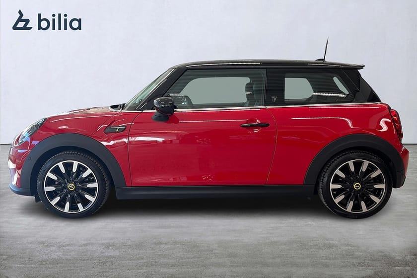 Bild 3 av MINI Cooper SE ELECTRIC / MAXIMISE / LÄDER / H/K / NAV / BACKKAMERA