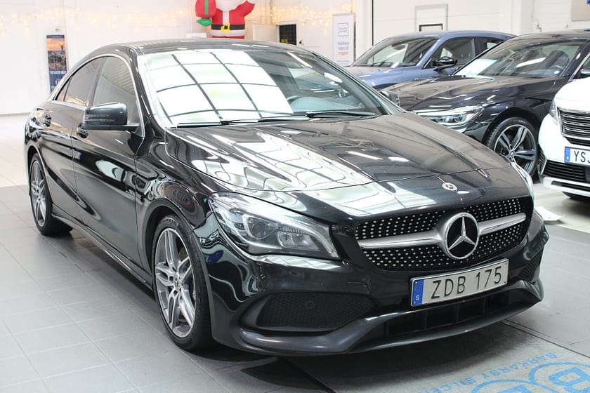 Bild 3 av Mercedes-Benz CLA 250 4MATIC 7G-DCT AMG Sport Alcantara/ B-Kamera/H&K