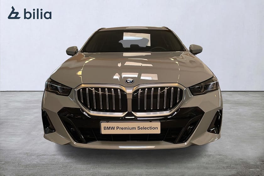 Bild 5 av BMW 530e xDrive Touring M Sport H/K Värmare 360 Kamera HUD Drag