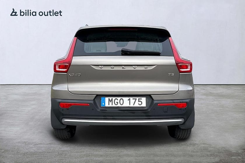 Bild 5 av Volvo XC40 T3 Geartronic Inscription 150hk Drag B-kamera Nyservad