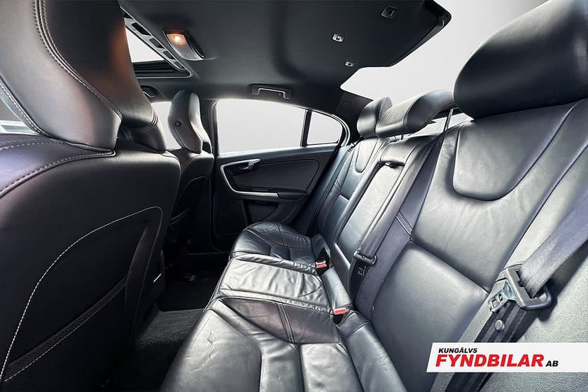 Bild 4 av Volvo S60 D2  R-Design, Summum
