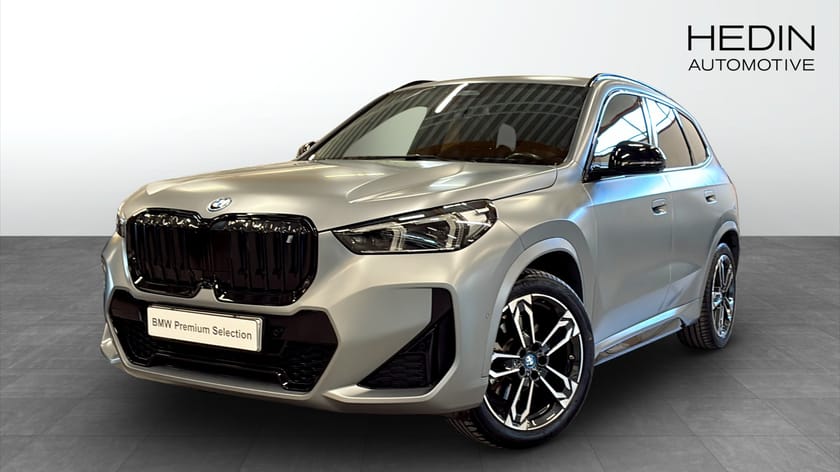 Bild 1 av BMW iX1 xDrive30 M-Sport Drag Head-up
