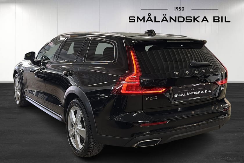 Bild 3 av Volvo V60 Cross Country D4 AWD Geartronic Momentum 190hk