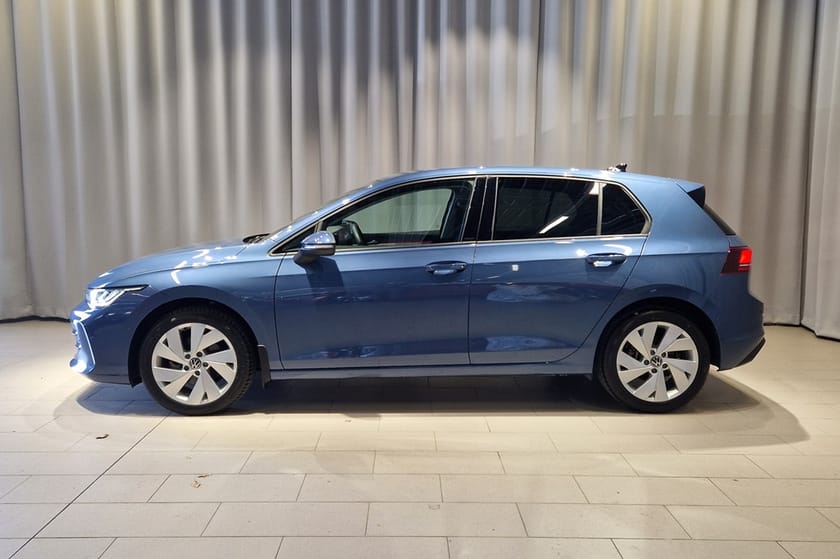 Bild 2 av Volkswagen Golf 1,5 LIFE | 150 HK | AUT / P-värmare