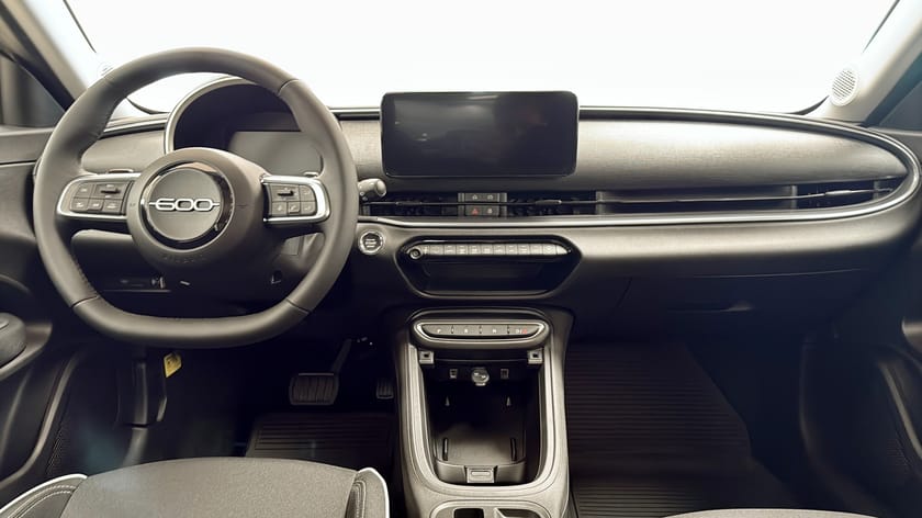 Bild 4 av Fiat 600 Hybrid HEV LOUNGE 1.2 100 HK DCT6 FWD