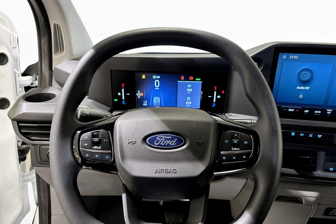 Ford E-Transit Custom 320